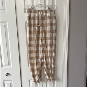 Old Navy Tan and White Plaid Pajama Jogger Pants Small